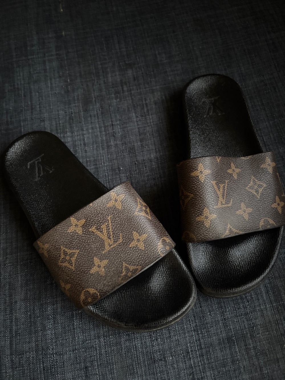Louis Vuitton Black Slides with Brown Monogram Strap-not authentic